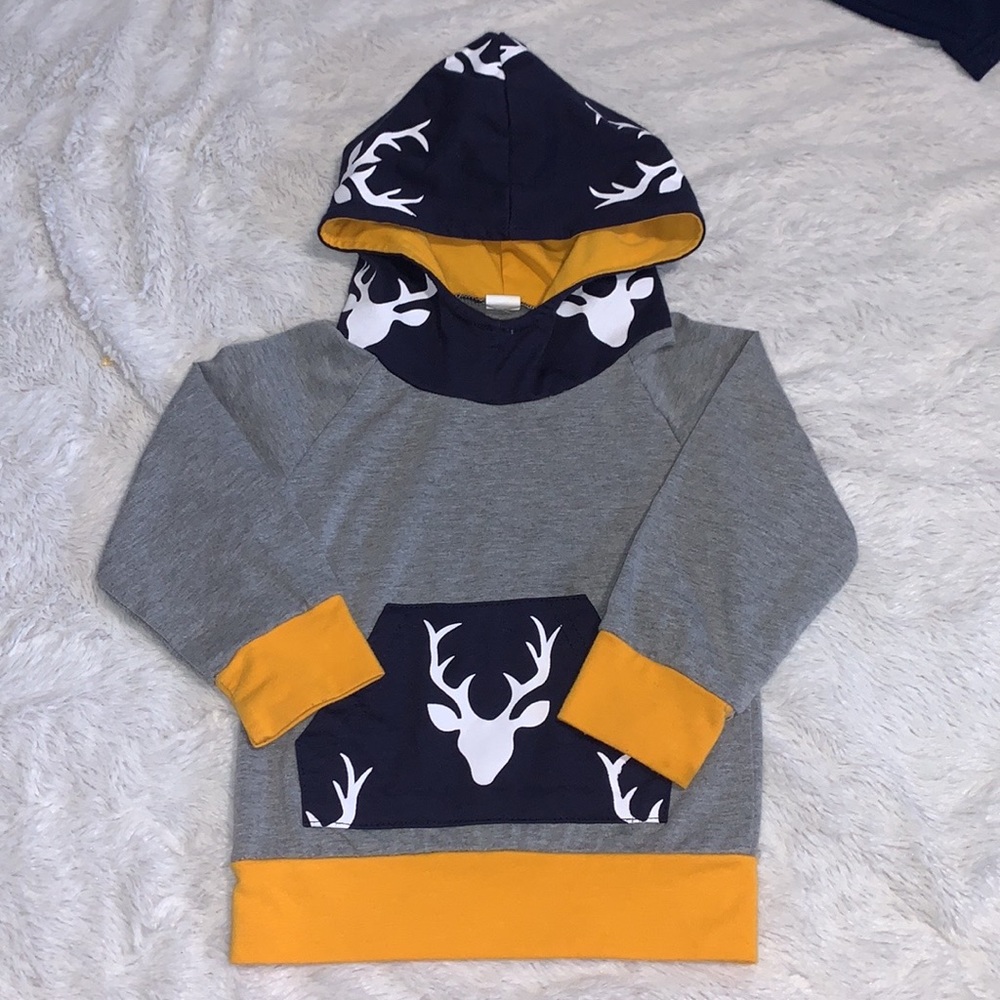 (3 for $10) Deer print sweater